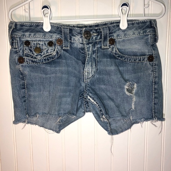 True Religion Shorts - Picture 3 of 5